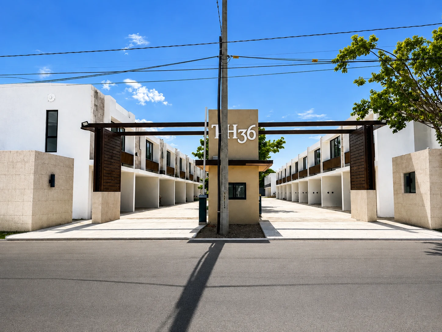Acceso principal real de TH36